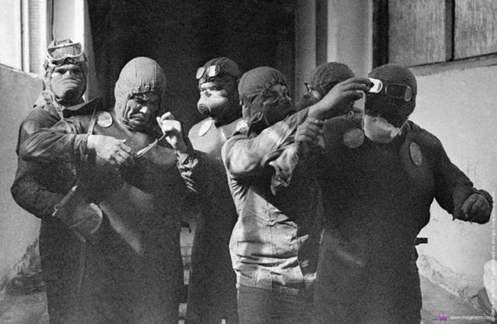 Первый этап после взрыва в Чернобыле Ликвидаторы Чернобыля 1986